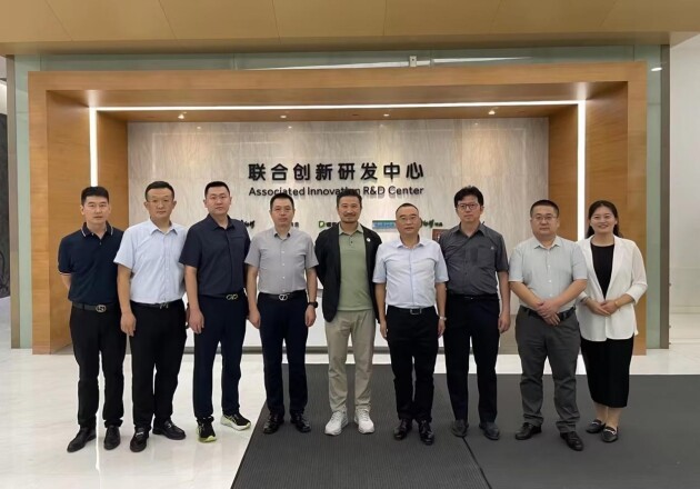 龙大美食董事长杨晓初带队拜访上海区域大客户，深入提升合作能级