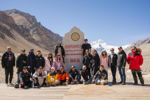 机车与炮“一路向北” 户外之王山海炮护航机车队探享户外极致之旅