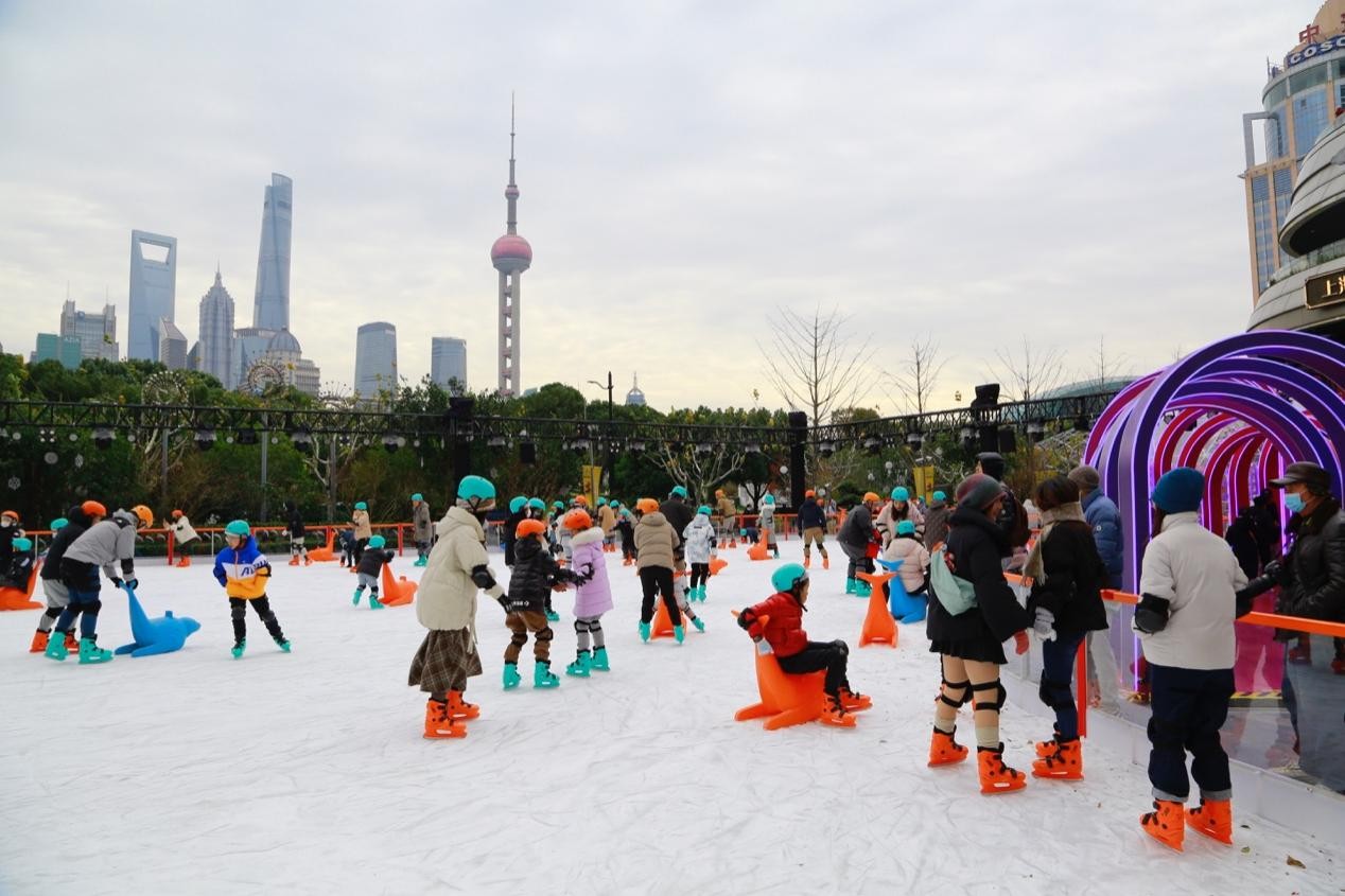 第五届上海白玉兰国际冰雪节如约而至