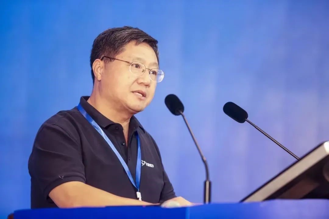 《中国信息化周报》专访新迪数字创始人叶修梓博士