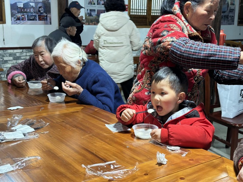 浓浓中国情，喜乐闹元宵——佛堂村居家养老服务照料中心