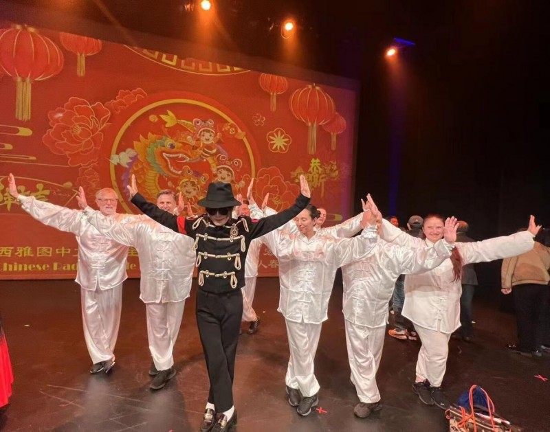 王杰克逊参加美国元宵节演唱会及中美元宵节晚会 推动中华文化在海外传播