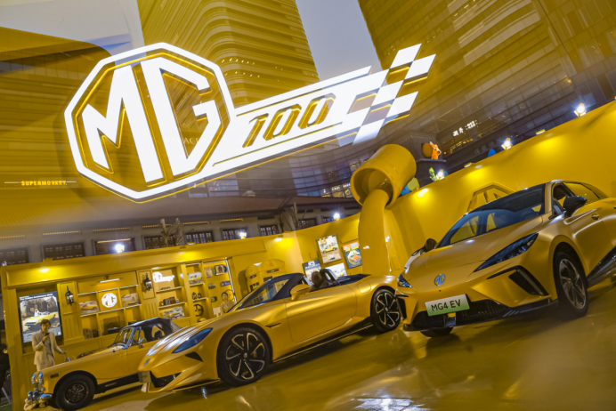 MG Cyberster登陆泰国市场，受到消费者热情追捧