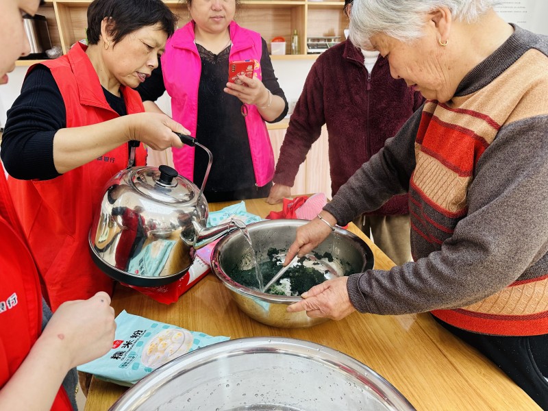 “宝”手制青团-清明节美食活动