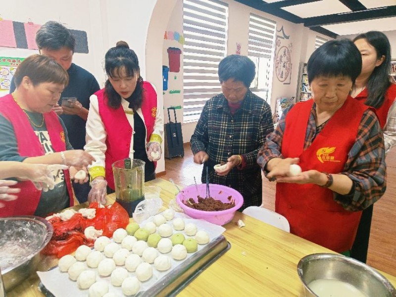 我们的节日--浅尝春意浓 共度清明节