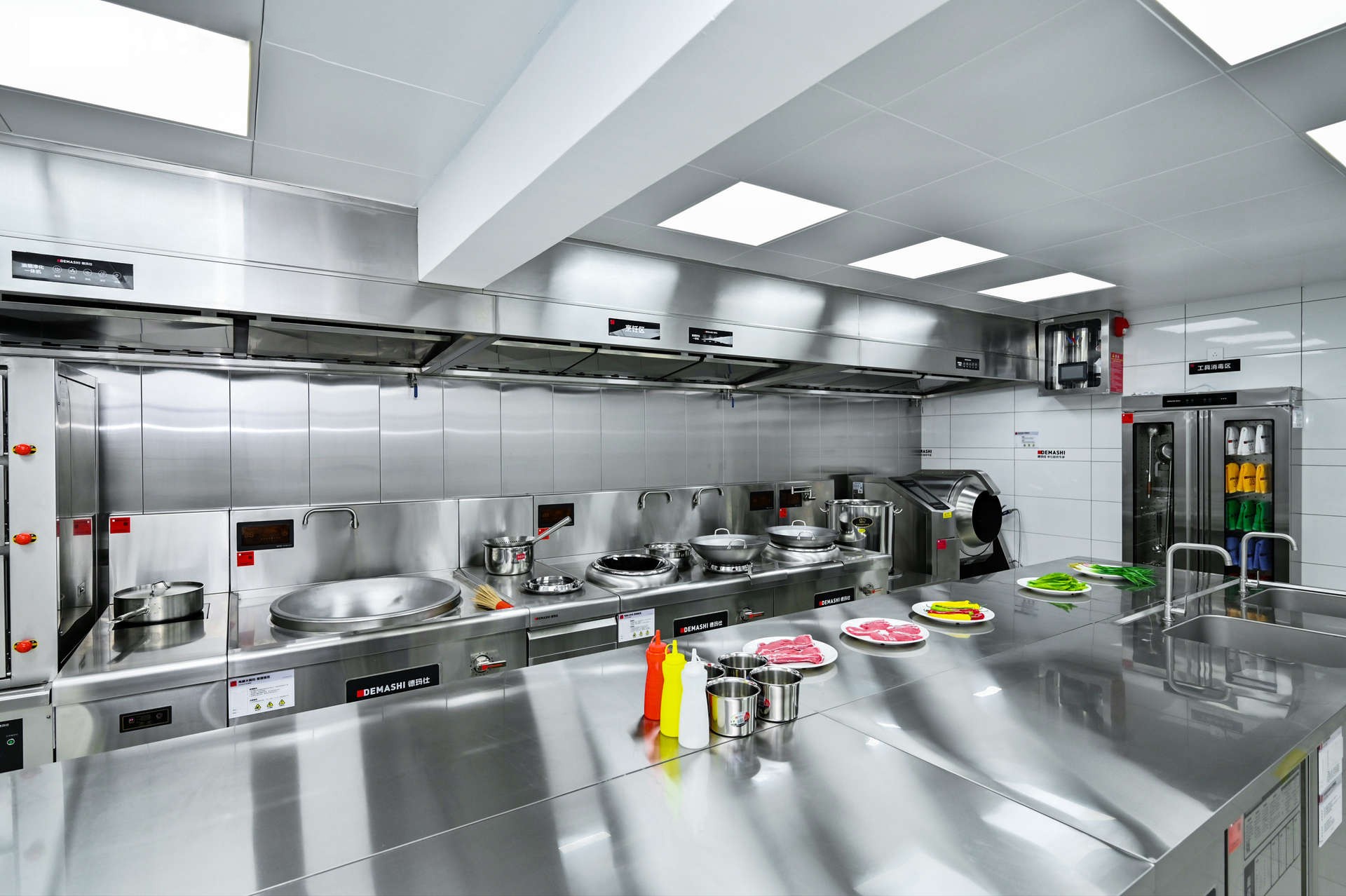 德玛仕618超省狂欢购即将来袭，打造高效单位厨房，就在此刻！