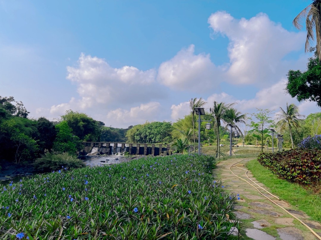 2.“墨花润春”景观节点.jpg