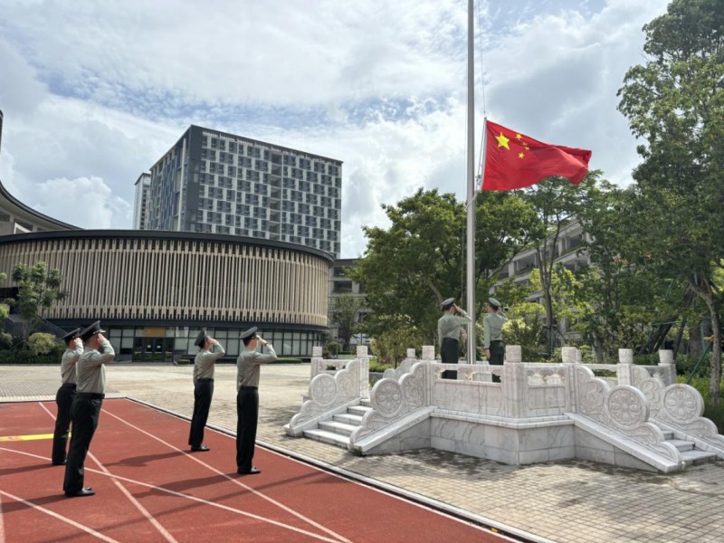 心之所向护红旗 昂首阔步展风采——西区街道开展国旗护卫队集训