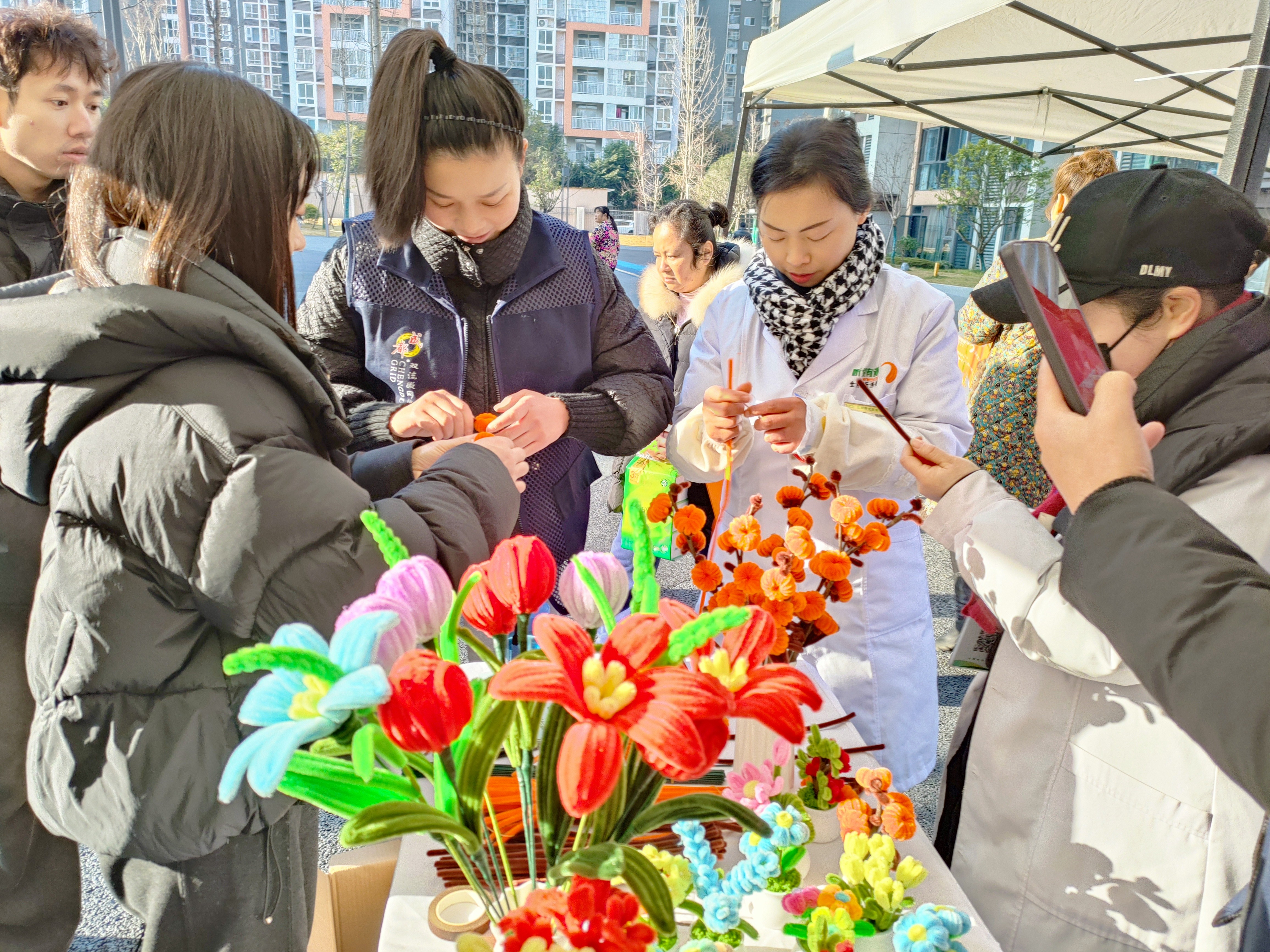 东升街道三里坝社区：微行聚爱暖邻里 项目赋能筑和谐