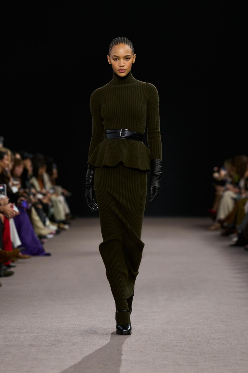 MAX MARA 2025秋冬系列：桀驁女主角的風(fēng)格宣言